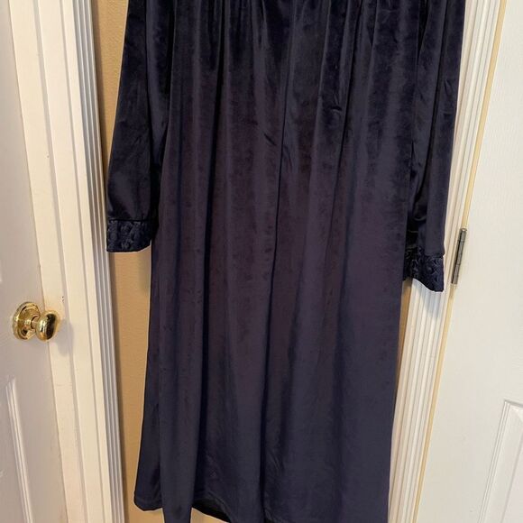 CROWNTUFT Velvet Dark Blue Women’s Vintage Substantial Robe S - Picture 4 of 15